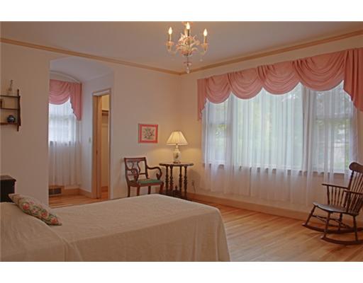 71 Hartshorn Road Providence, RI 02906 - Photo 11 of 20 Master Bedroom.