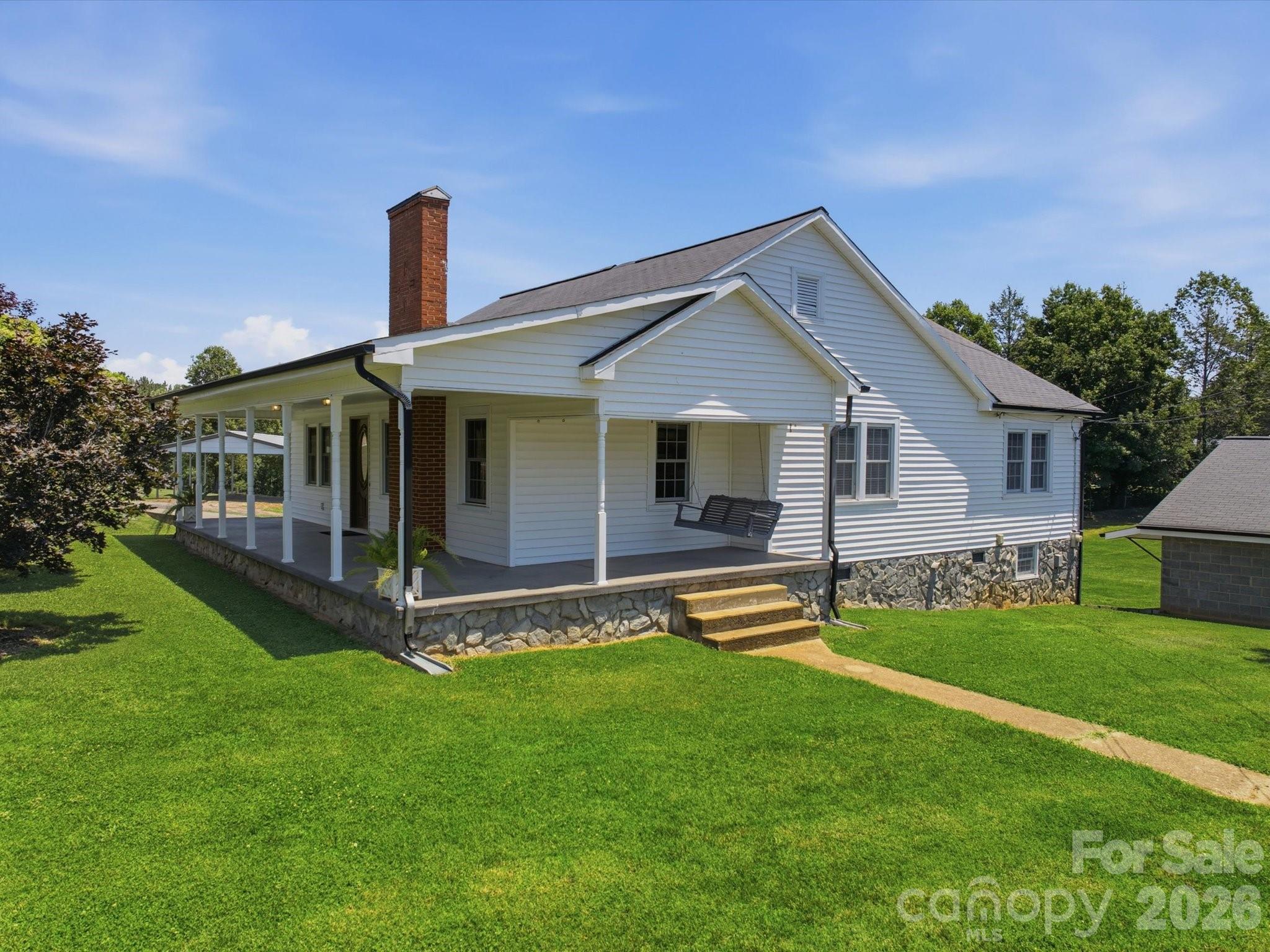 2401 Lail Road Morganton, NC 28655 - Photo 1 of 42