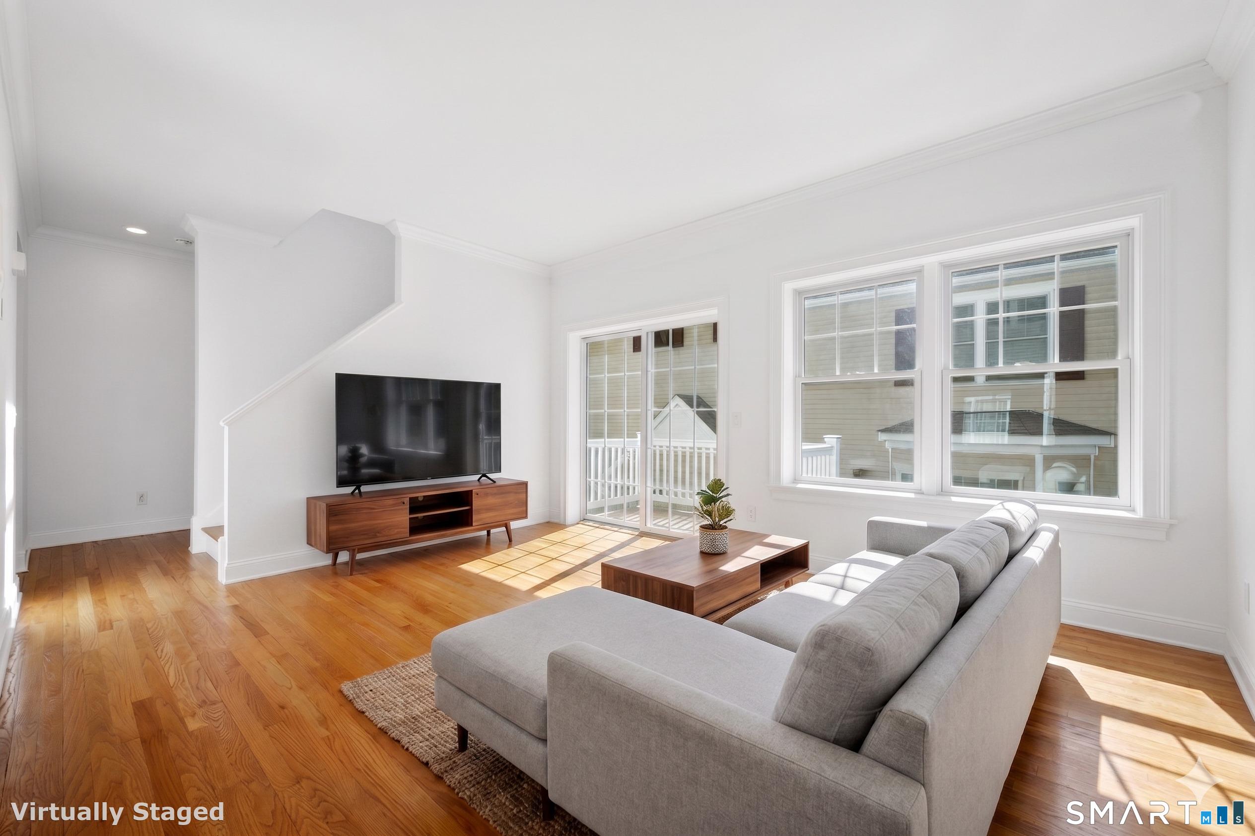 160 Glenbrook Road, Unit 2B Stamford, CT 06902 - Photo 2 of 15