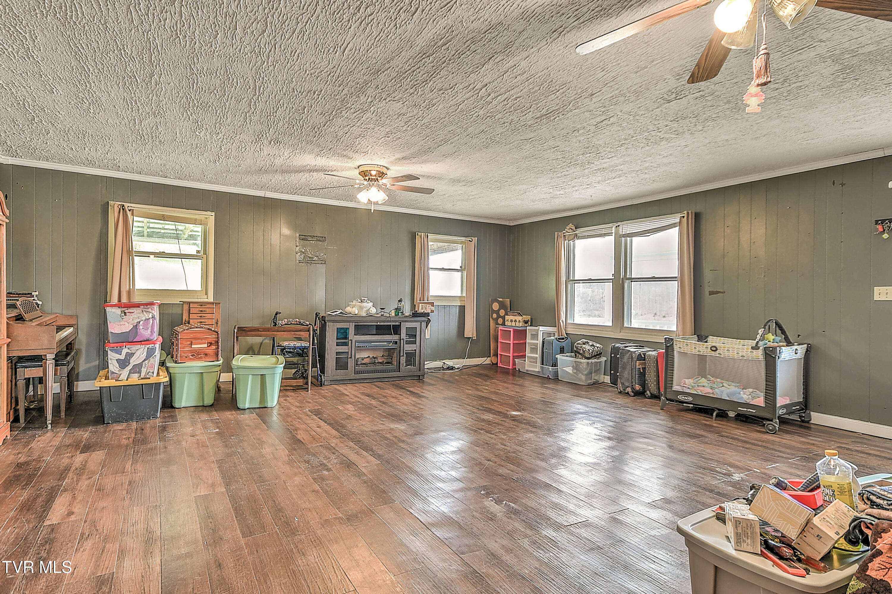875 Pitt Loop Chuckey, TN 37641 - Photo 14 of 46 875 Pitt Loop KO-9