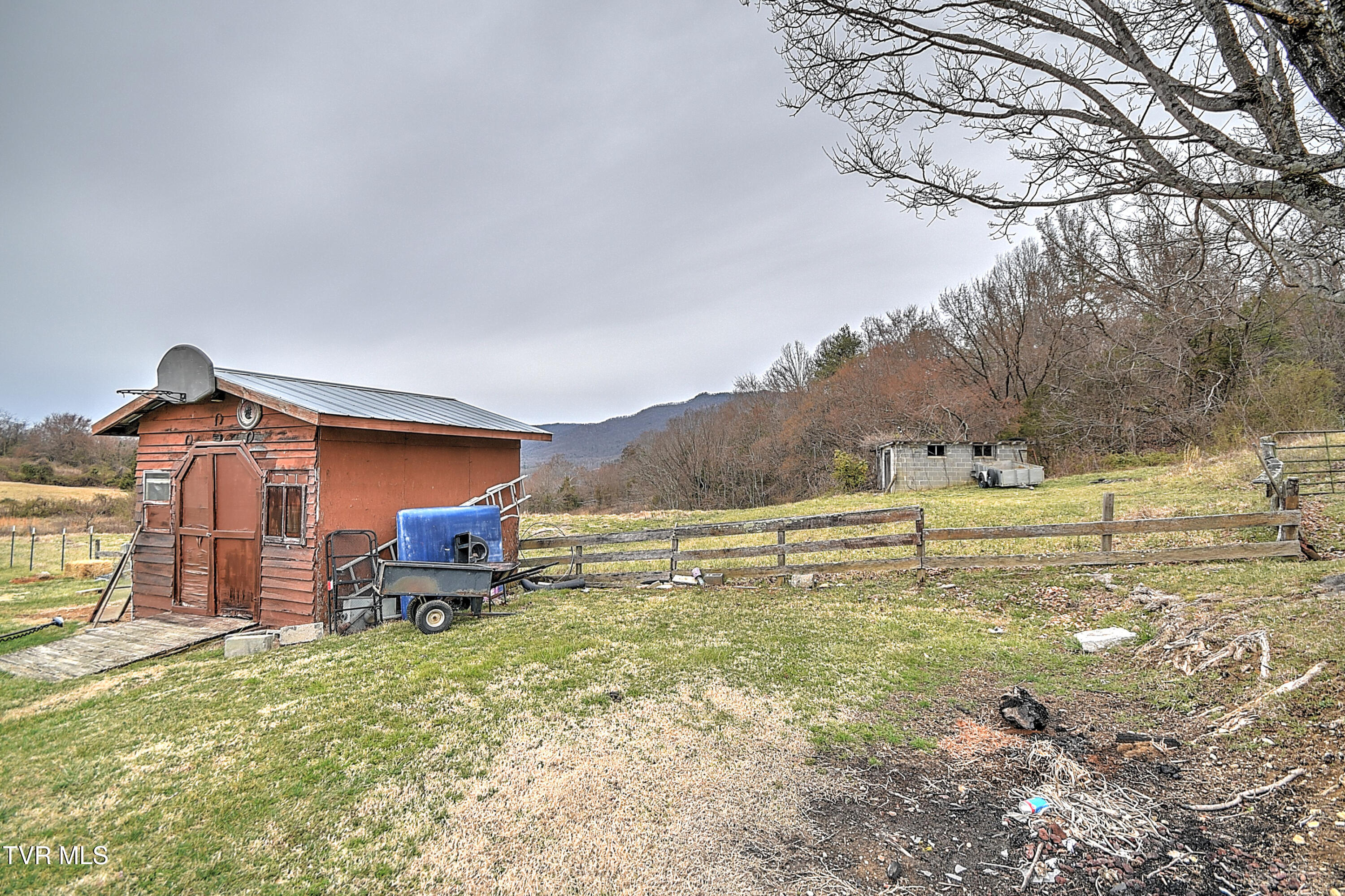 875 Pitt Loop Chuckey, TN 37641 - Photo 40 of 46 875 Pitt Loop KO-43