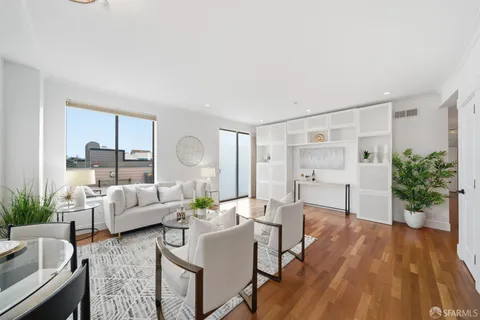 $929,000 | 2401 44th Avenue, Unit 1, San Francisco, CA 94116