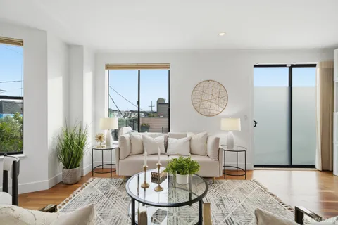 $929,000 | 2401 44th Avenue, Unit 1, San Francisco, CA 94116