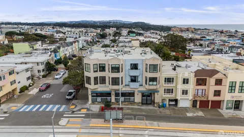 $929,000 | 2401 44th Avenue, Unit 1, San Francisco, CA 94116