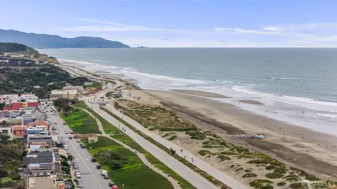 $929,000 | 2401 44th Avenue, Unit 1, San Francisco, CA 94116