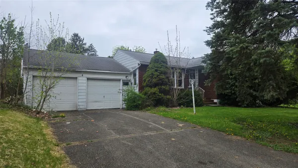 $129,800 | 1211 Leona Avenue, Endicott, NY 13760