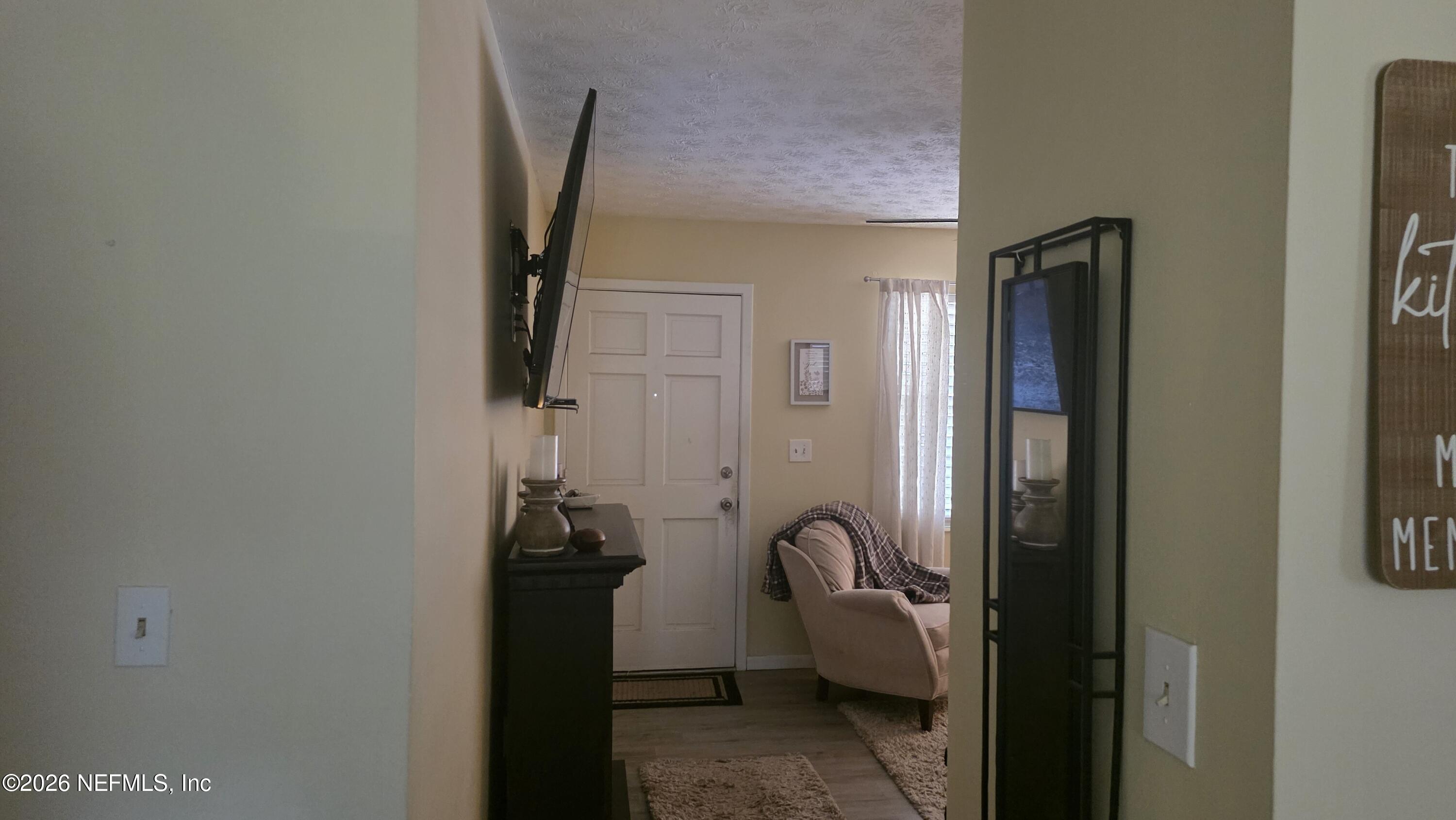 465 Nightingale Street Keystone Heights, FL 32656 - Photo 3 of 23 View to Front Door