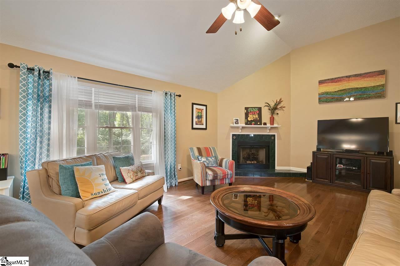 515 Laurel Creek Drive Anderson, SC 29621 - Photo 4 of 23 Gallery Image 4