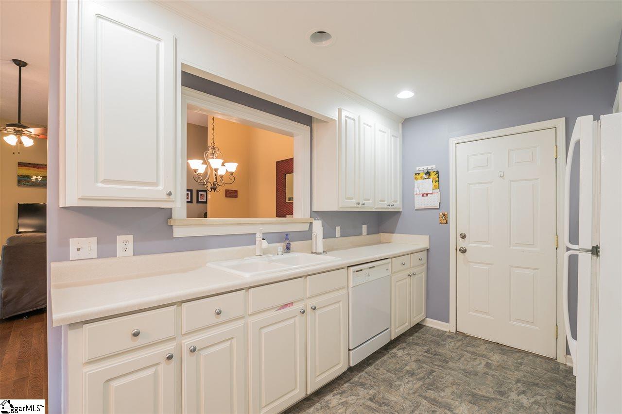 515 Laurel Creek Drive Anderson, SC 29621 - Photo 7 of 23 Gallery Image 7