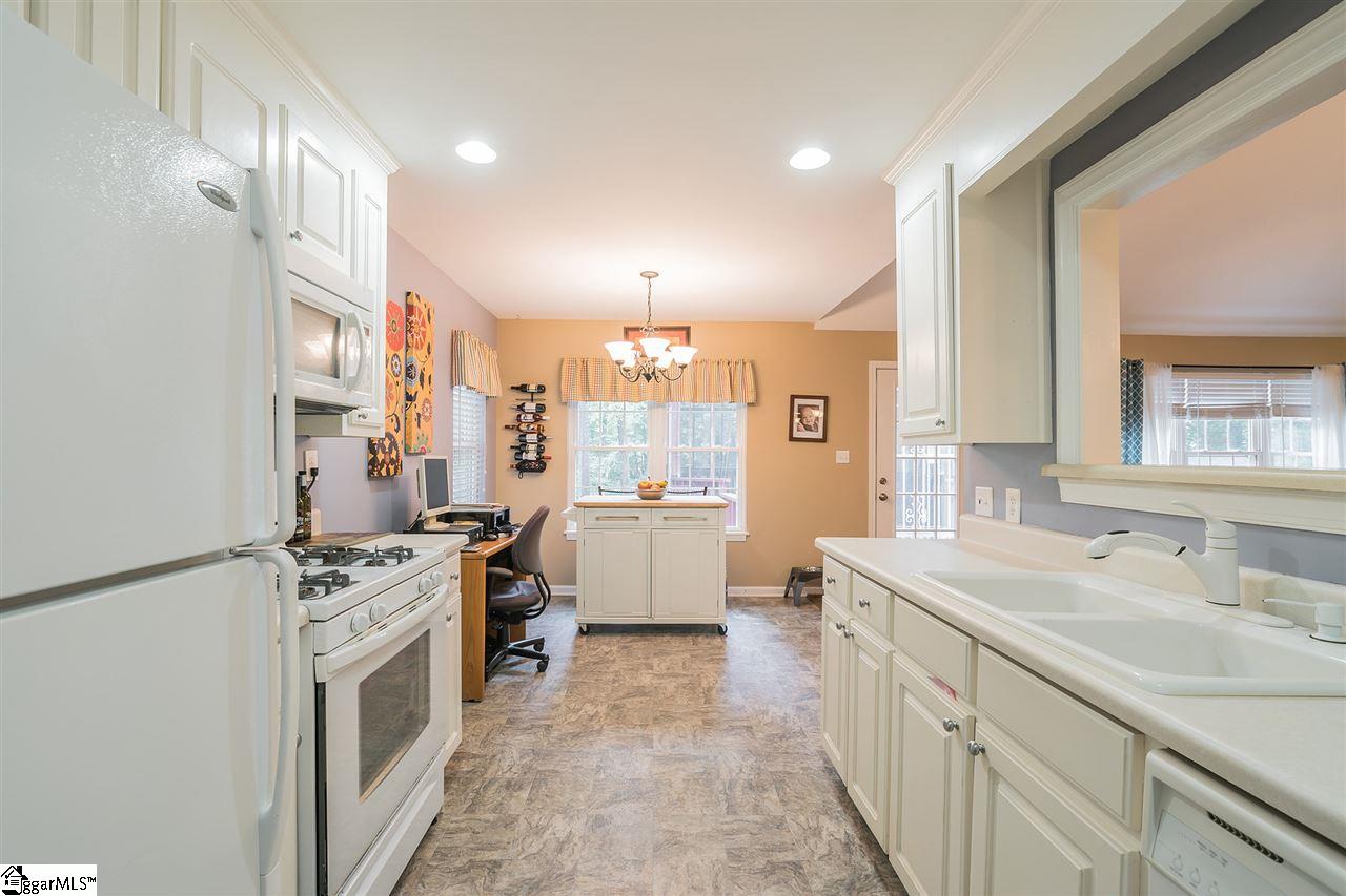 515 Laurel Creek Drive Anderson, SC 29621 - Photo 8 of 23 Gallery Image 8