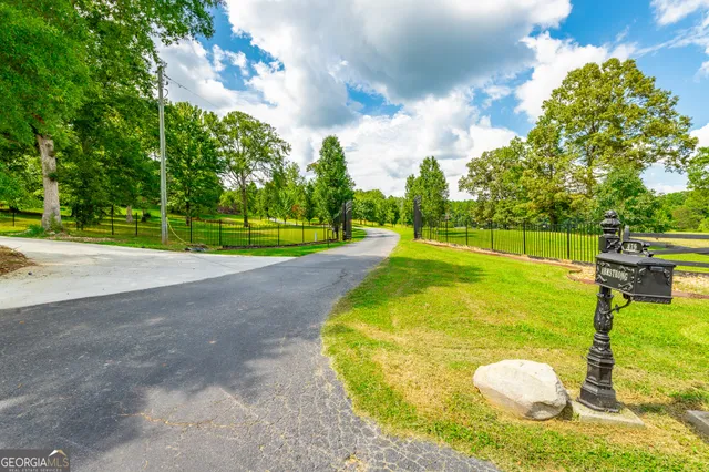 $1,100,000 | 479 Cooper Road, Tunnel Hill, GA 30755