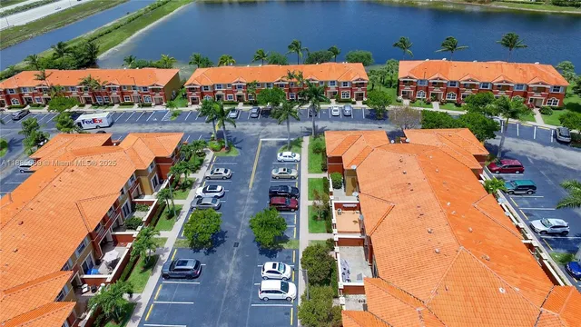 an aerial view of tennis court