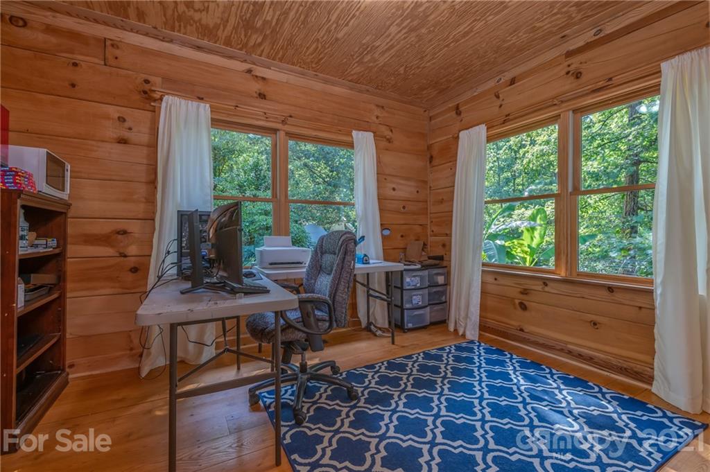 318 Springbrook Drive Tryon, NC 28782 - Photo 17 of 47 Gallery Image 17