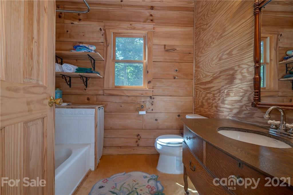 318 Springbrook Drive Tryon, NC 28782 - Photo 18 of 47 Gallery Image 18