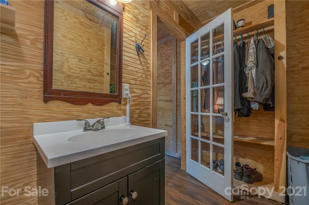318 Springbrook Drive Tryon, NC 28782 - Photo 23 of 47 Gallery Image 23