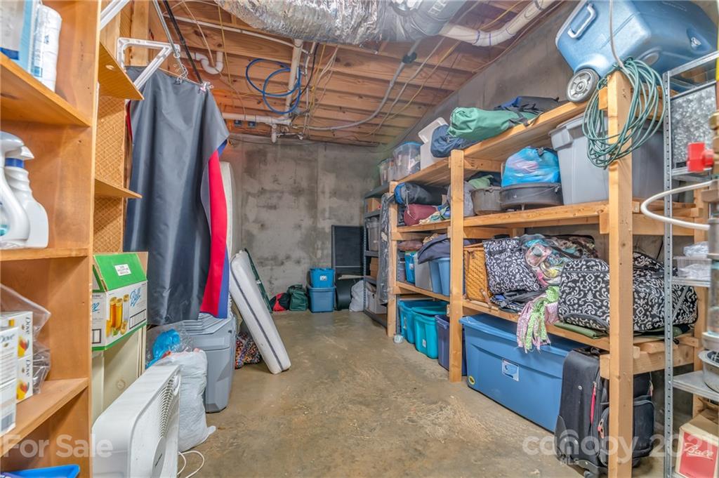 318 Springbrook Drive Tryon, NC 28782 - Photo 26 of 47 Gallery Image 26
