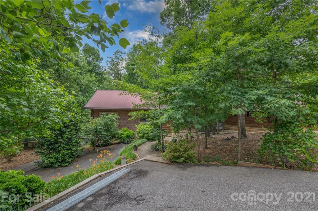 318 Springbrook Drive Tryon, NC 28782 - Photo 29 of 47 Gallery Image 29