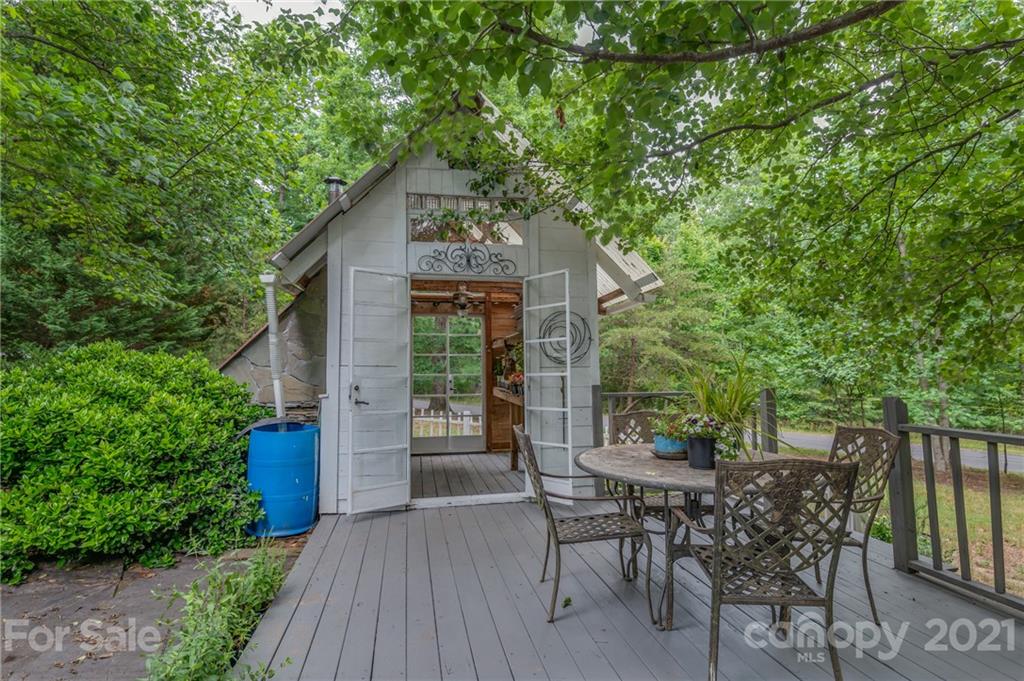 318 Springbrook Drive Tryon, NC 28782 - Photo 33 of 47 Gallery Image 33