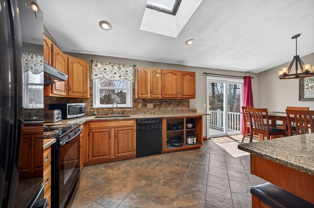 1079 Langley Street Fall River, MA 02720 - Photo 13 of 40