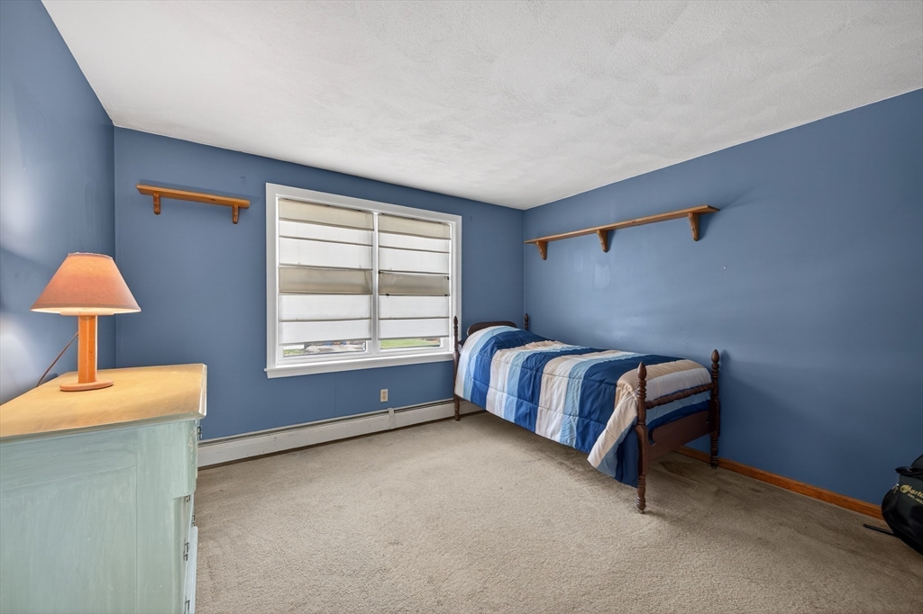 1079 Langley Street Fall River, MA 02720 - Photo 18 of 40