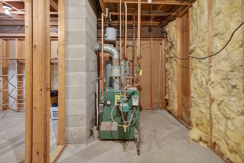 1079 Langley Street Fall River, MA 02720 - Photo 27 of 40