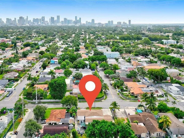 $1,390,000 | 1660 Southwest 24th Avenue, Miami, FL 33145
