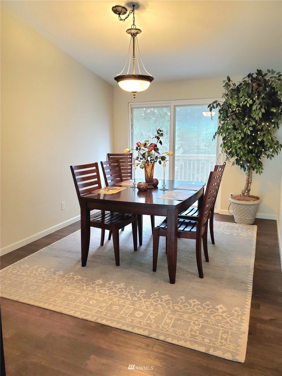 15927 35th Avenue Southeast Bothell, WA 98012 - Photo 17 of 35 a view of a dining room with furniture