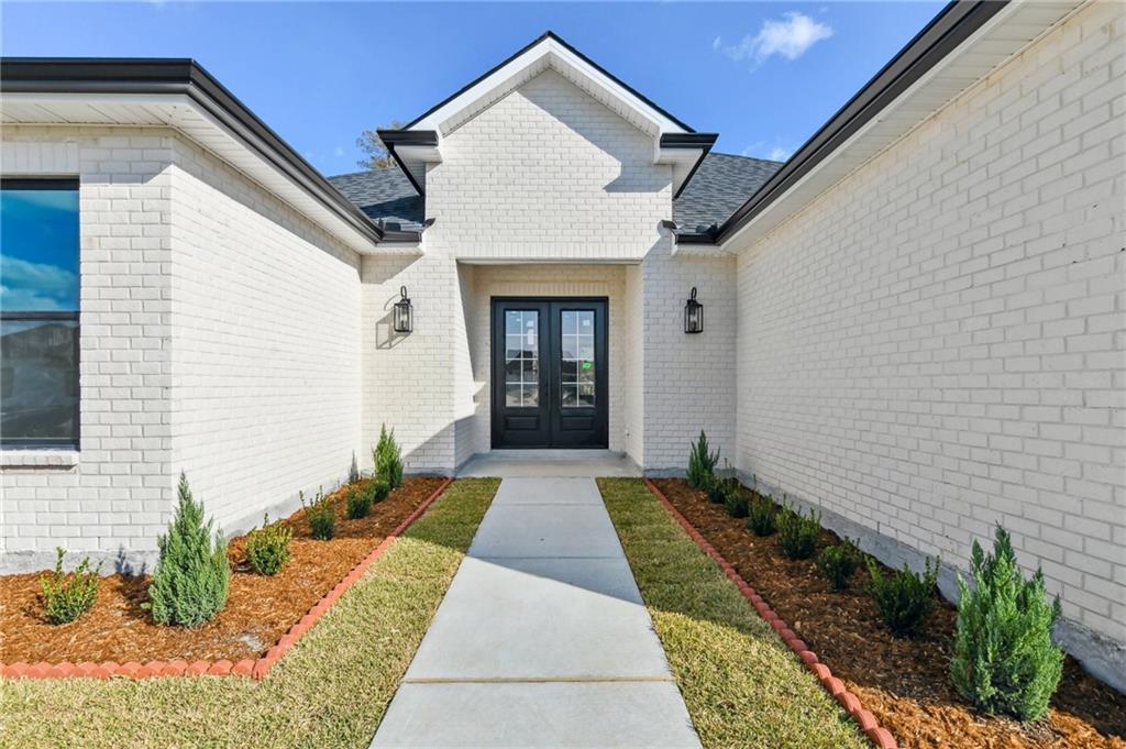 2211 Harrier Place Marrero, LA 70072 - Photo 4 of 28