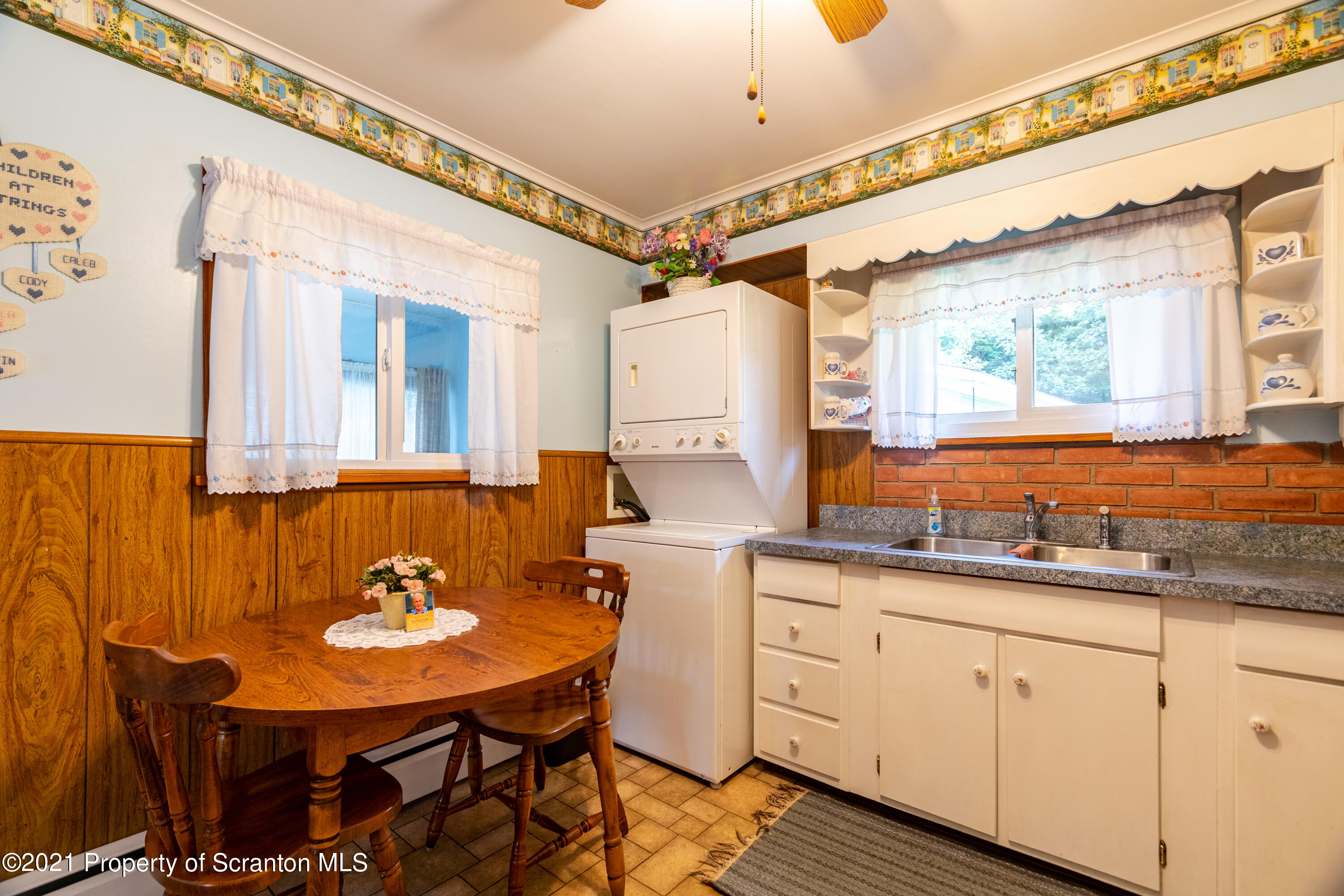 43 Peaceful Valley Road Clarks Summit, PA 18411 - Photo 18 of 38 Gallery Image 18