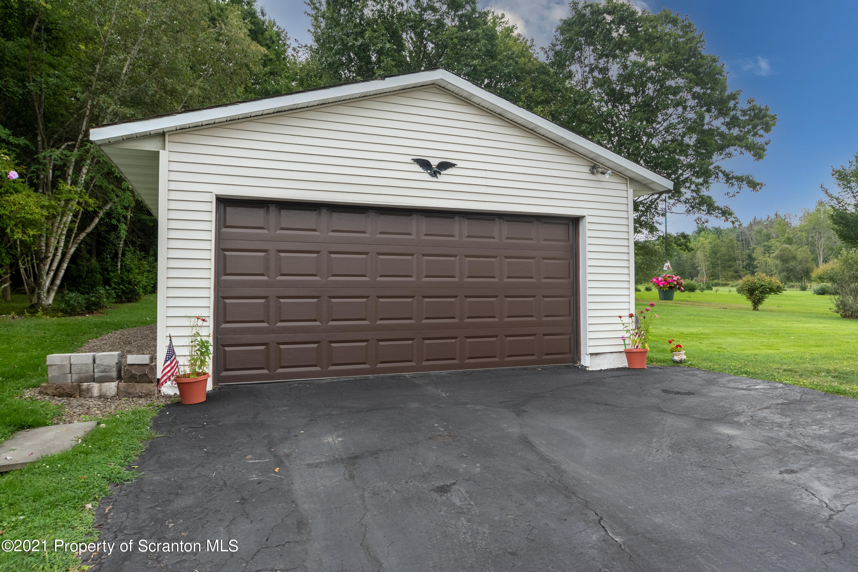 43 Peaceful Valley Road Clarks Summit, PA 18411 - Photo 10 of 38 Gallery Image 10