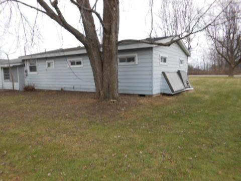 2027 North Morrish Road Flushing, MI 48433 - Photo 16 of 19 20174350-15.JPG