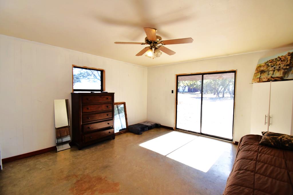 11200 Lazy H Road Mason, TX 76856 - Photo 12 of 44 Gallery Image 12
