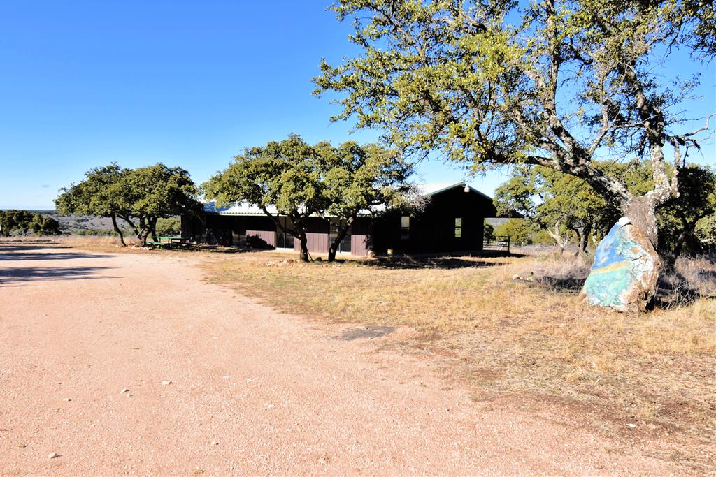 11200 Lazy H Road Mason, TX 76856 - Photo 8 of 44 Gallery Image 8