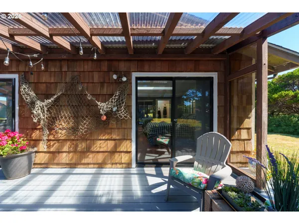 $515,000 | 865 Newport Avenue Southwest, Bandon, OR 97411