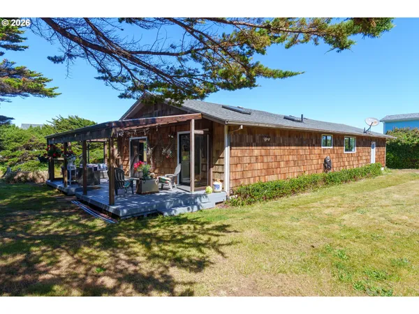 $515,000 | 865 Newport Avenue Southwest, Bandon, OR 97411