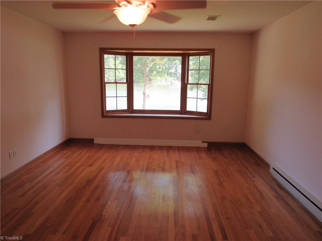 180 Roehm Landing Denton, NC 27239 - Photo 27 of 35 The breakfast area has great views of the lake.