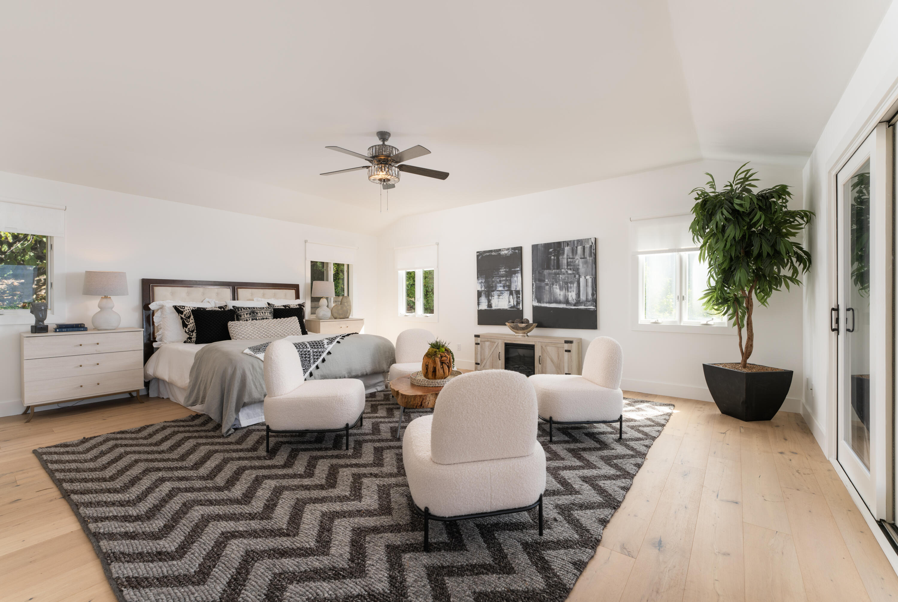 1568 Franceschi Road Santa Barbara, CA 93103 - Photo 12 of 17 a living room with furniture