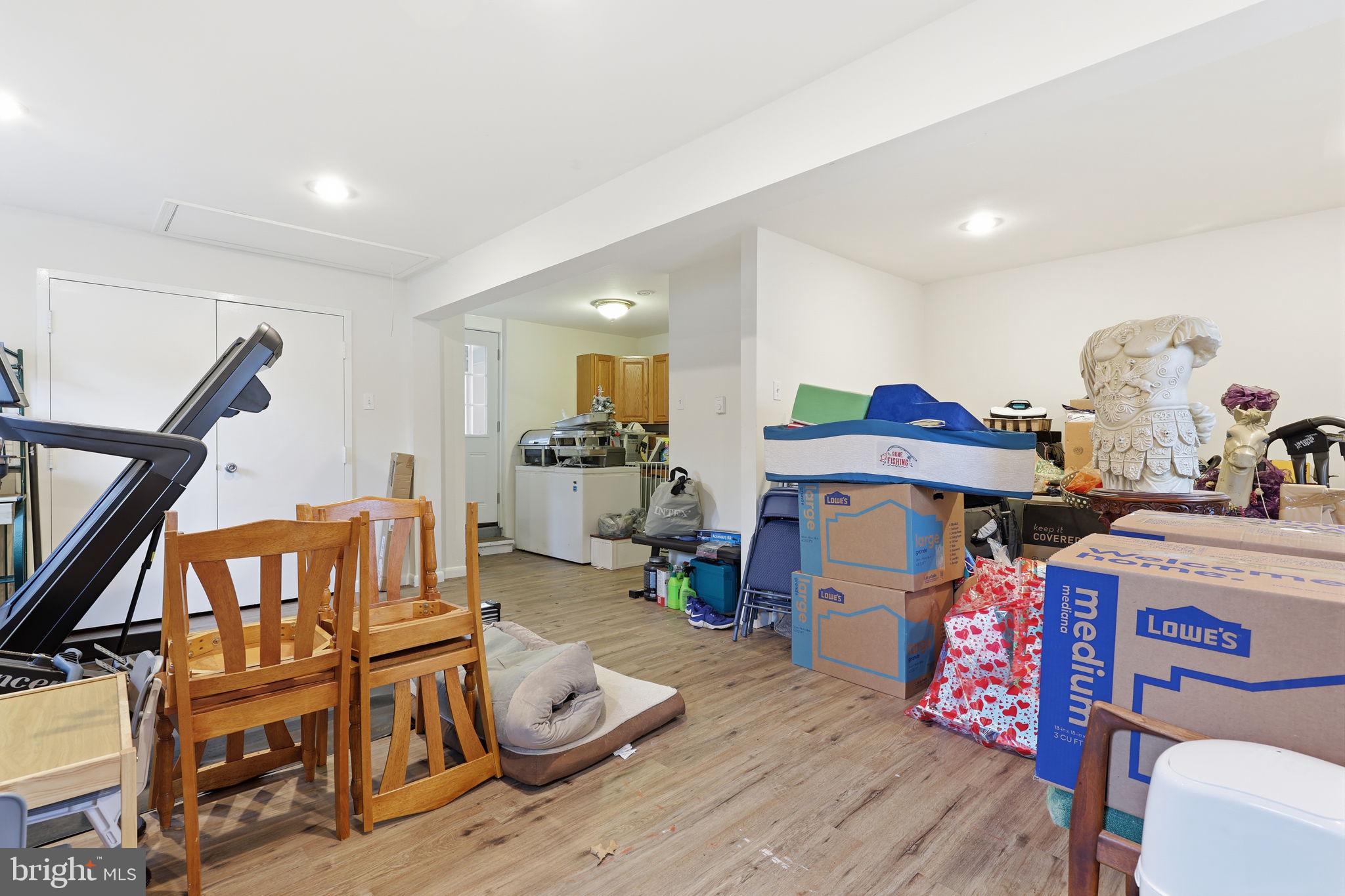 2293 Meetinghouse Road Jamison, PA 18929 - Photo 41 of 47 a living room with furniture and a wooden floor