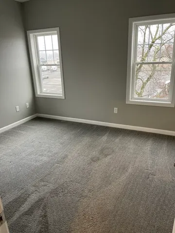 $2,500 | 423 Weir Street, Unit 2, Taunton, MA 02780