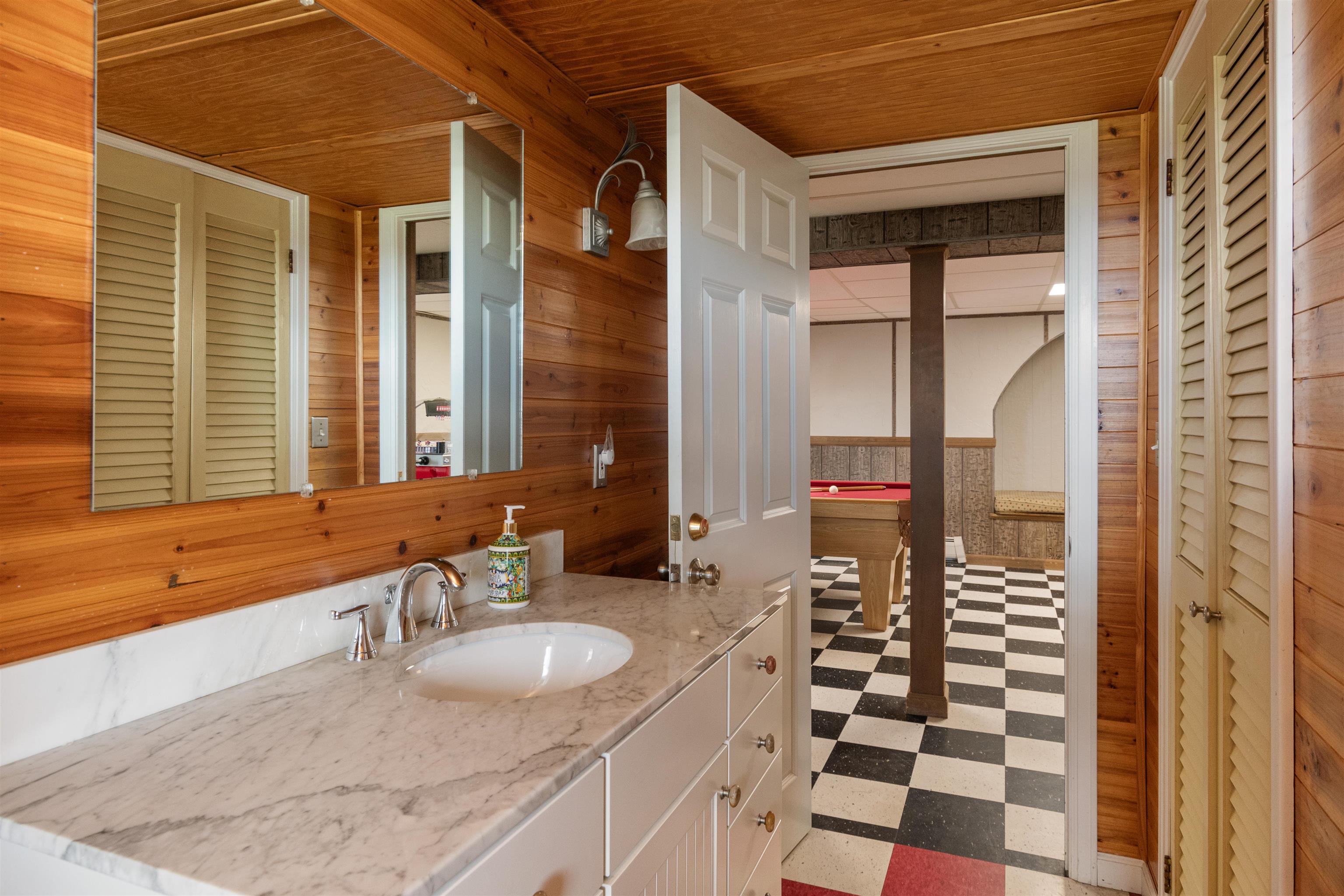 194 Biscayne Heights Colchester, VT 05446 - Photo 34 of 58