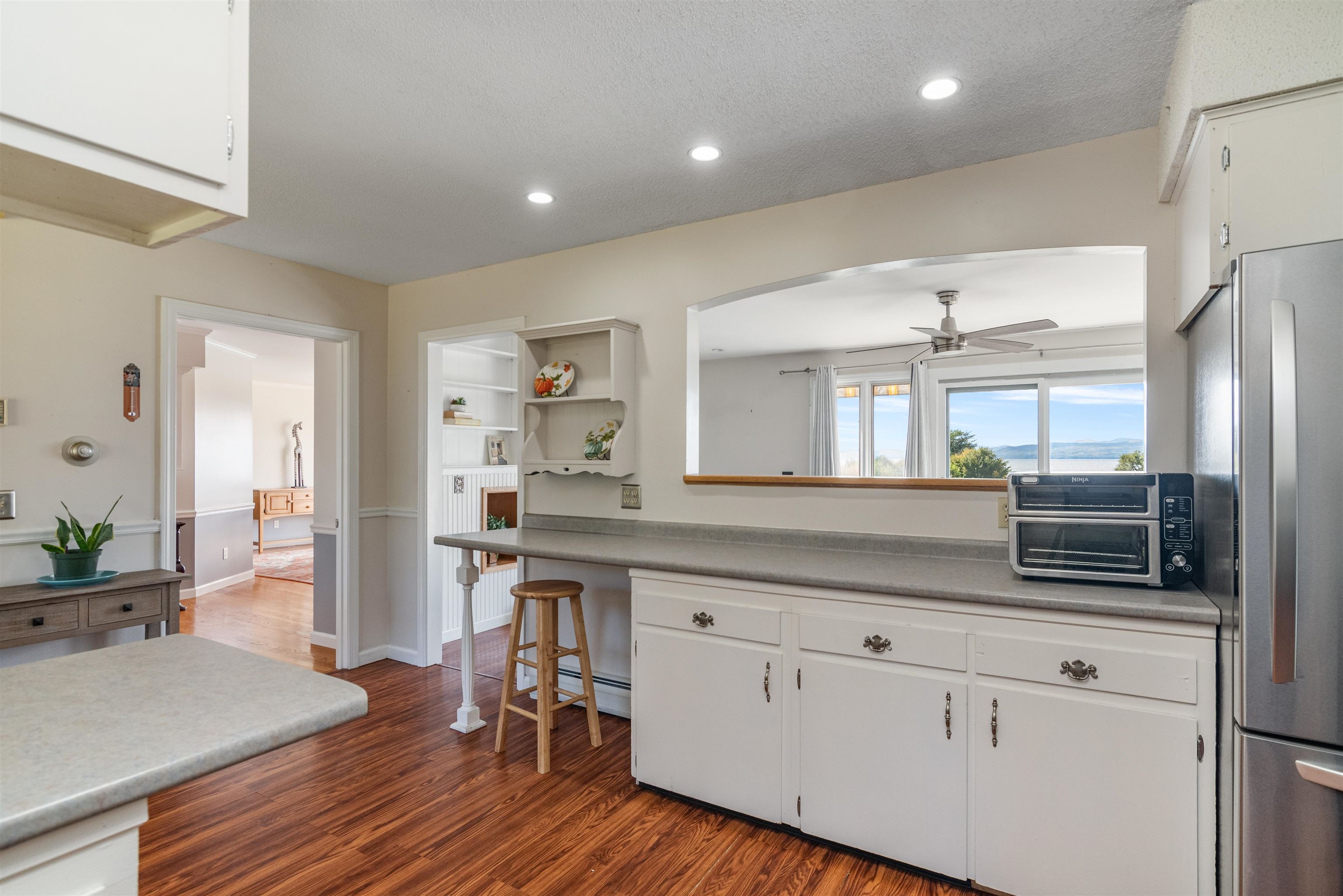 194 Biscayne Heights Colchester, VT 05446 - Photo 4 of 58