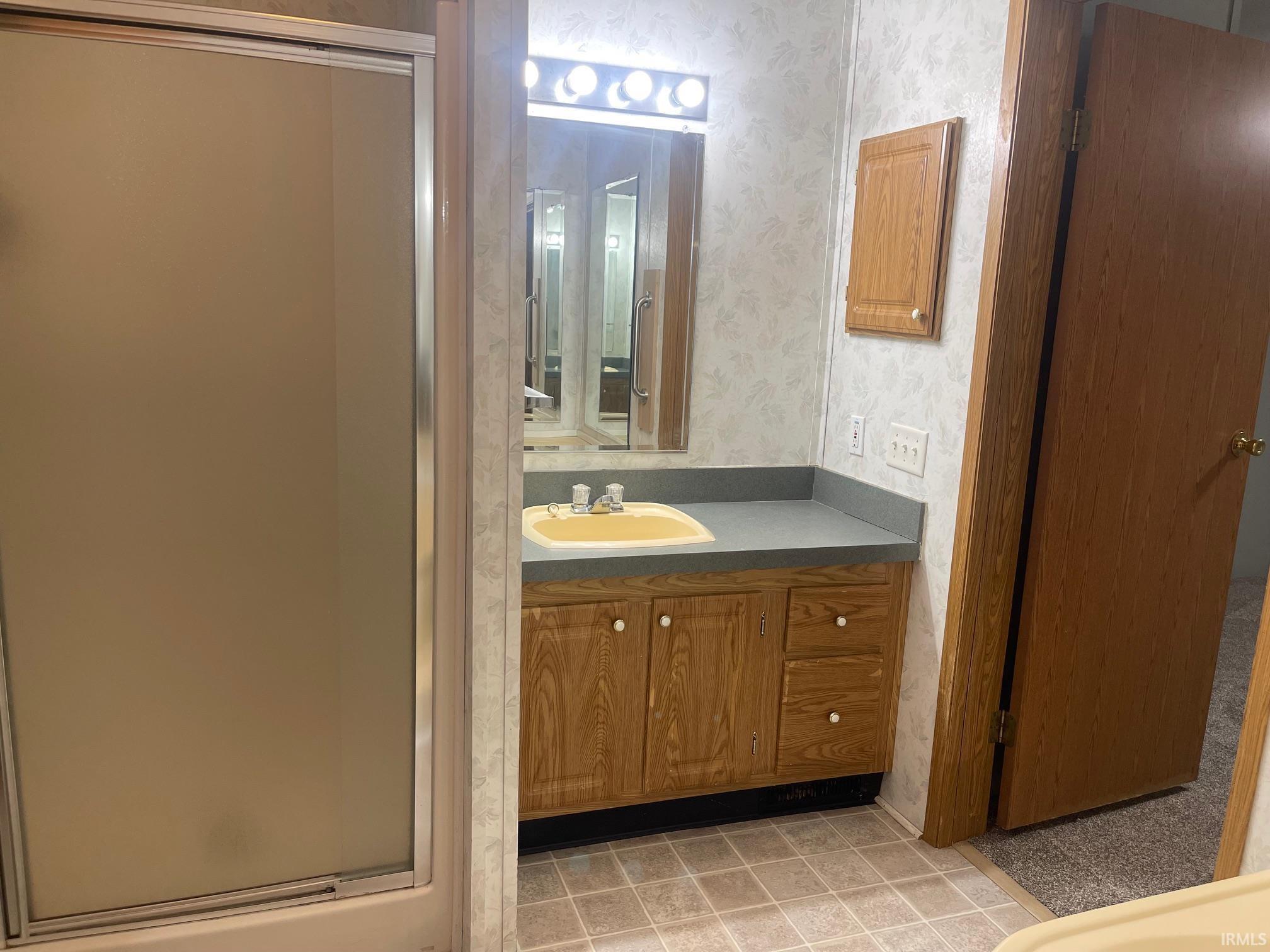 3120 West Shaw Road Bloomington, IN 47403 - Photo 9 of 17