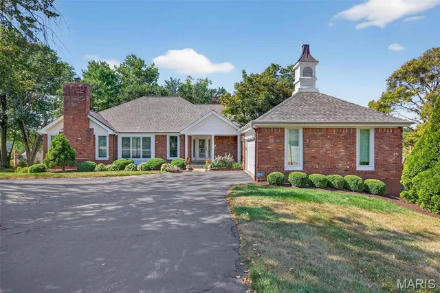 $689,900 | 605 Aspen Ridge Court, Chesterfield, MO 63017