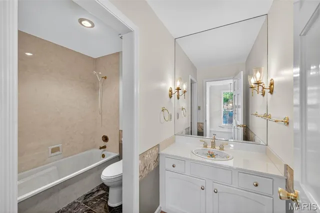 $689,900 | 605 Aspen Ridge Court, Chesterfield, MO 63017