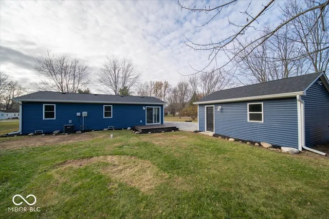 $245,000 | 9292 South Tomahawk Trail, Markleville, IN 46056