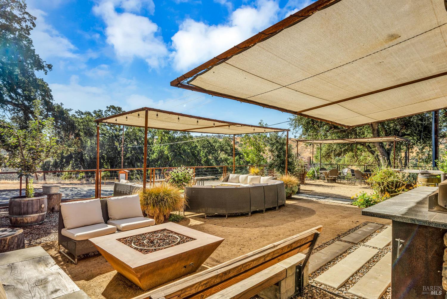 500 Old Long Valley Road Clearlake Oaks, CA 95423 - Photo 4 of 83