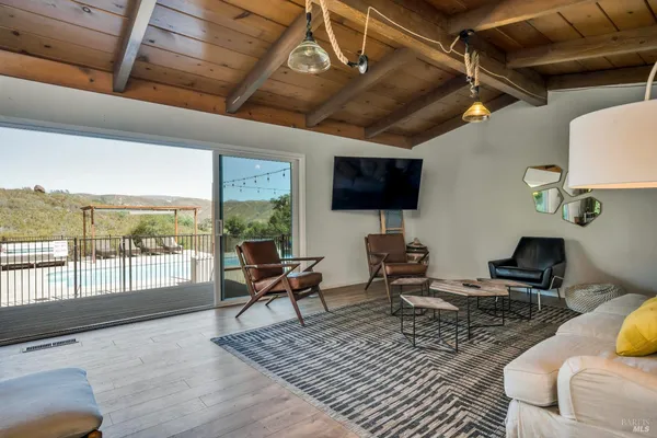 $7,500,000 | 500 Old Long Valley Road, Clearlake Oaks, CA 95423