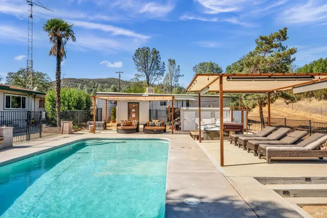 $7,500,000 | 500 Old Long Valley Road, Clearlake Oaks, CA 95423