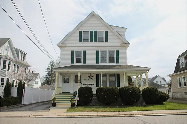 $524,900 | 14 George Street, Westerly, RI 02891