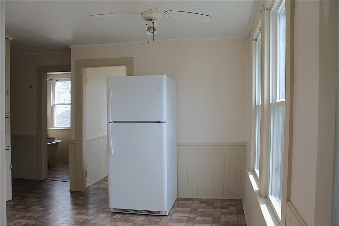 14 George Street Westerly, RI 02891 - Photo 11 of 27